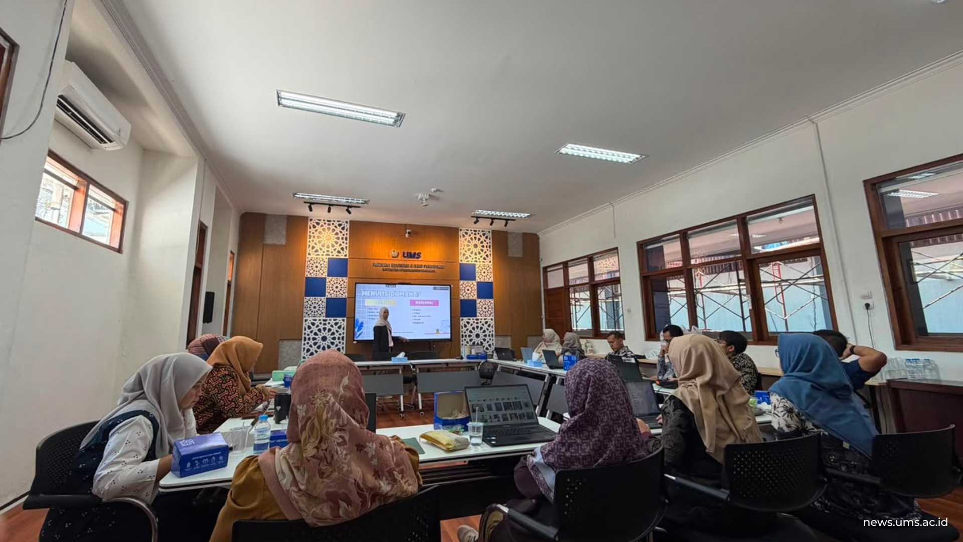 UMS-Perkuat-Hilirisasi-Riset-melalui-Workshop-Penulisan-Artikel-Ilmiah-Populer